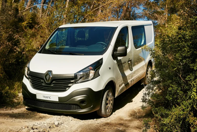 Renault Trafic двухцветный