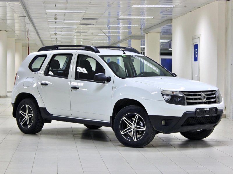 Renault Duster 2015 белый