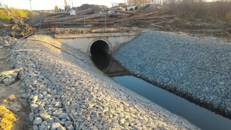 Берегоукрепление габионы матрацами Рено