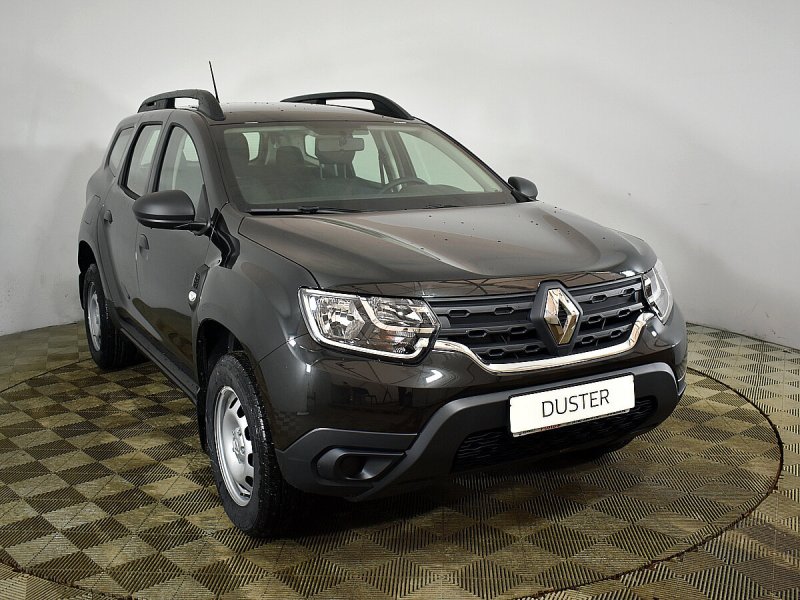 Renault Duster черный