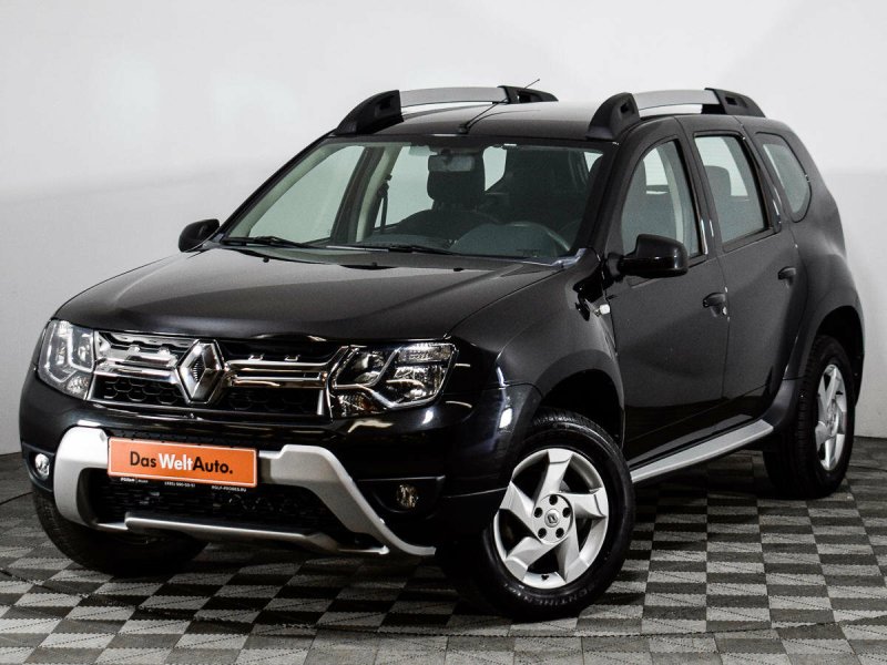 Renault Duster черный