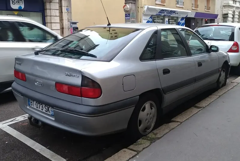 Renault Safrane 1993