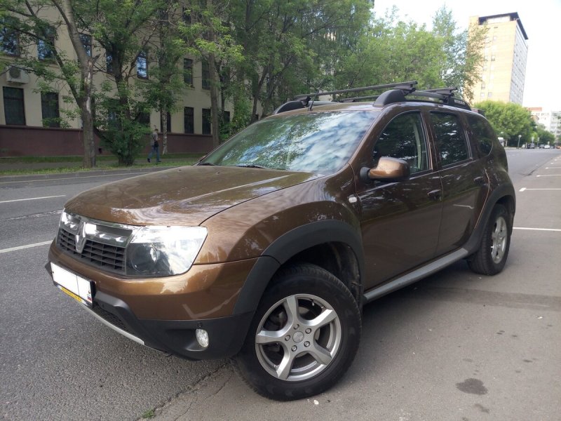 Renault Duster Grey