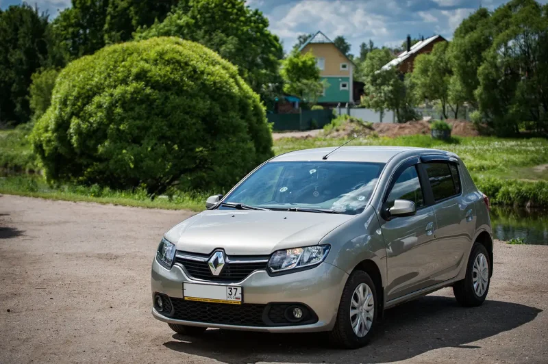 Renault Sandero хэтчбек