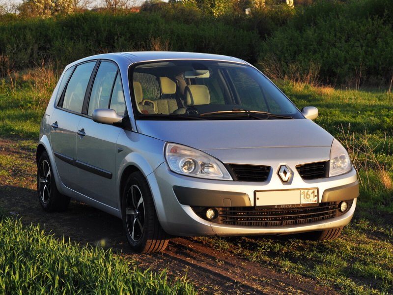 Renault Megane Scenic 2