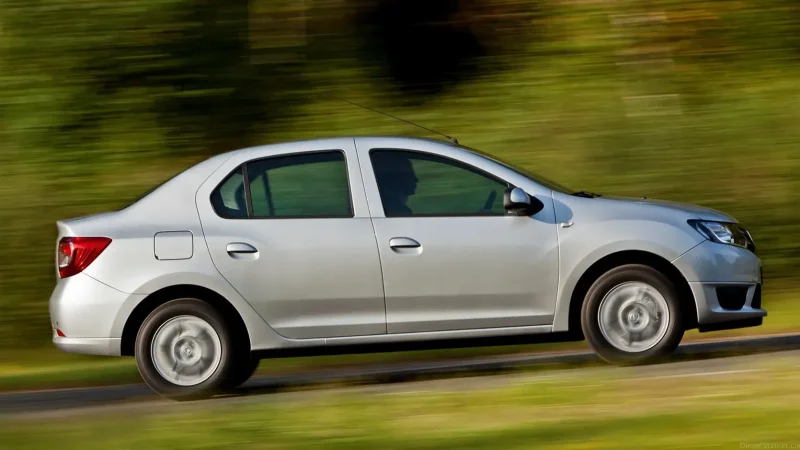 Renault Logan, 2013 добавить в избранное