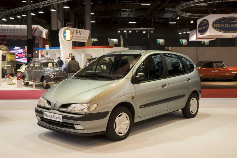 Renault Company 1999