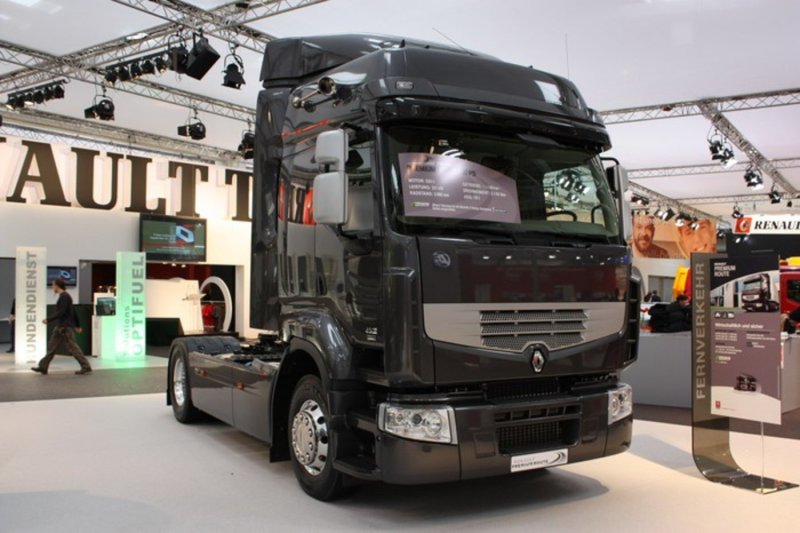 Renault Trucks Premium Route 420