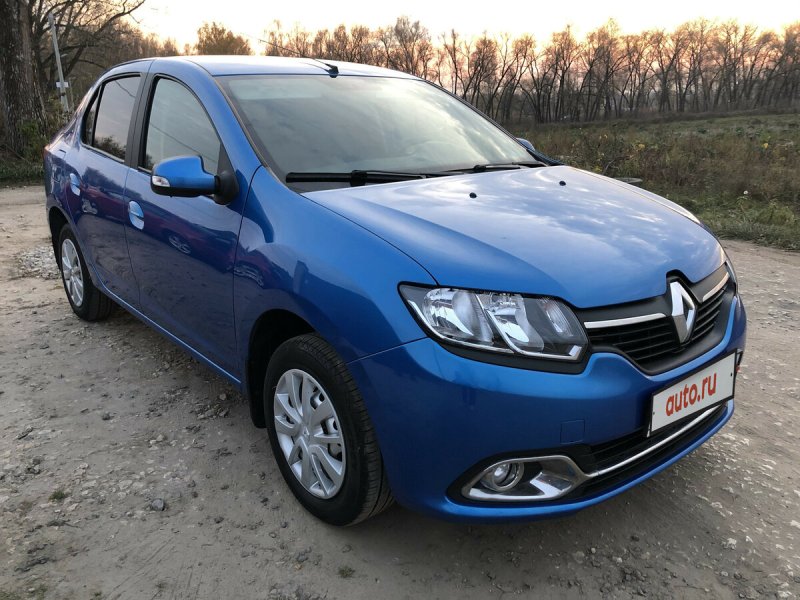 Renault Logan 2015 синий