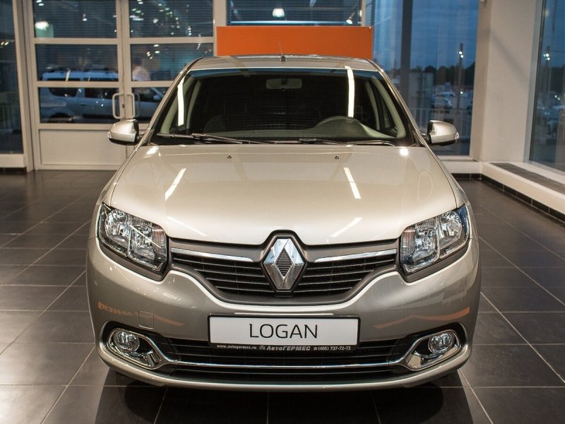 Renault Logan 2018 бежевый