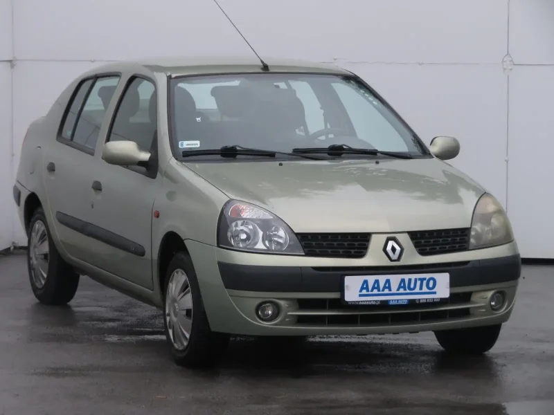 Машина Renault symbol 2008