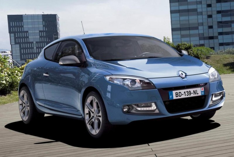 Renault Fluence хэтчбек