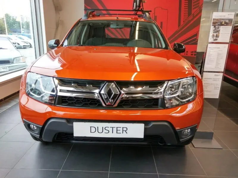 Renault Duster оранжевый