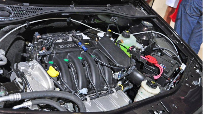 Двигатель Рено Логан 2014 1.6