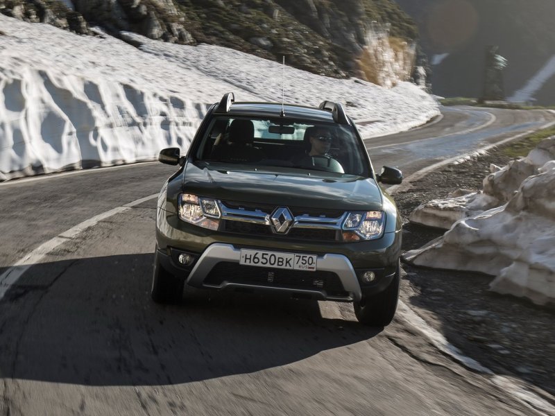 Renault Duster 2015 белый