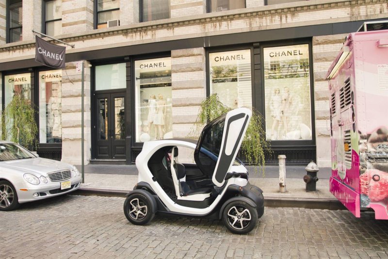 Renault Samsung Twizy крыло