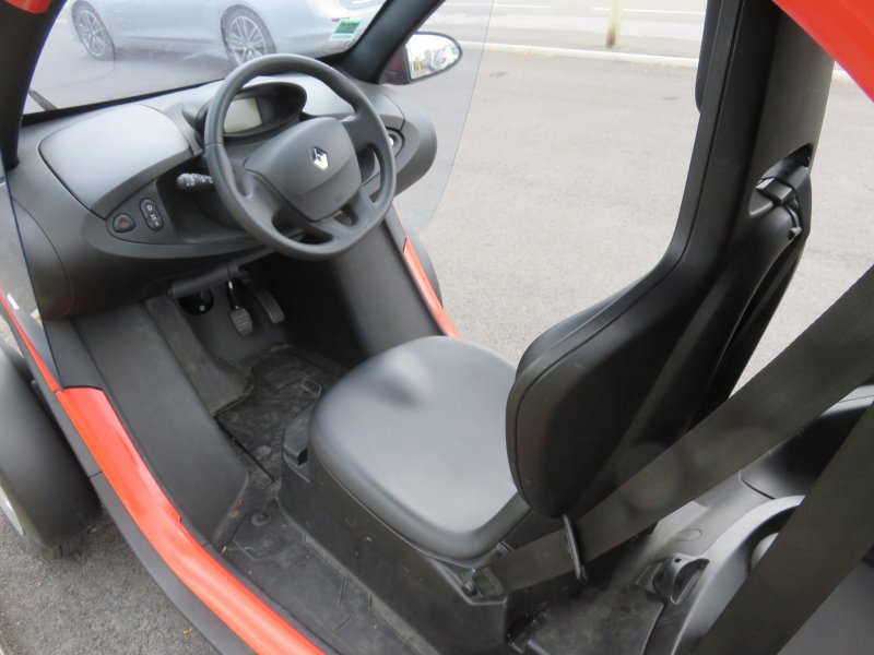 Renault Twizy салон