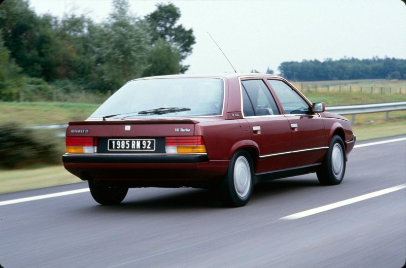 Renault 25 v6 Turbo Baccara