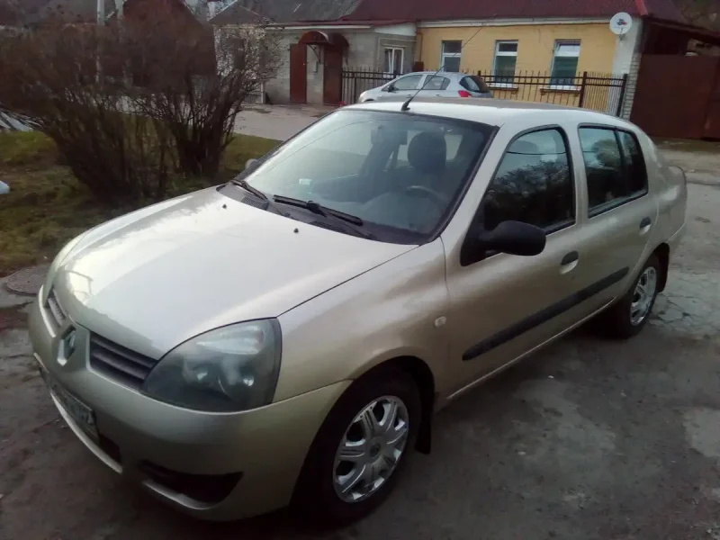 Авто Рено Симбол 2007