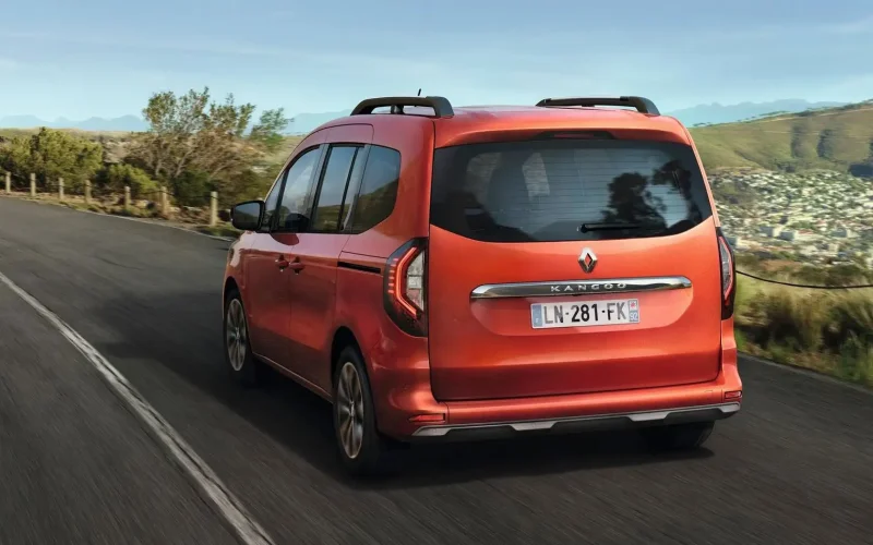 Новый Renault Kangoo 2021