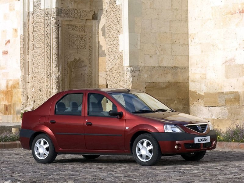 Dacia Logan 2004