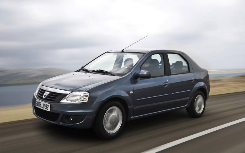 Dacia Logan седан