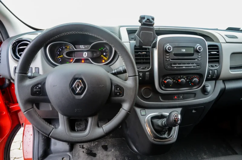 Renault Master 2020 интерьер