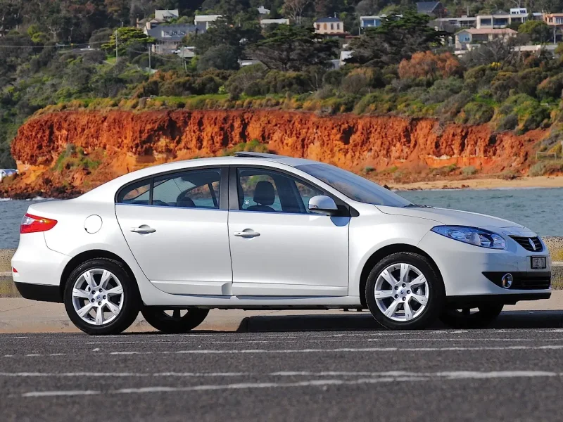 Renault Fluence 2015 салон