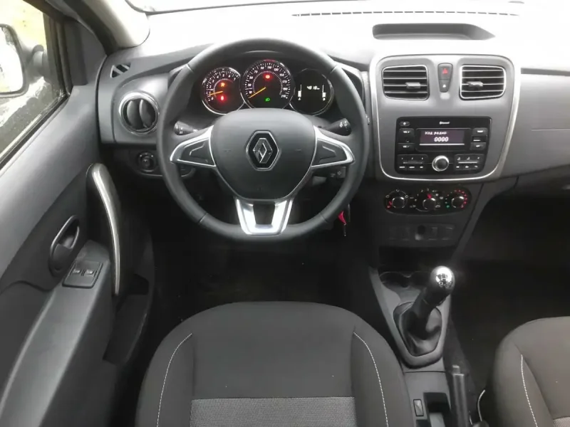 Renault Logan Stepway автомат