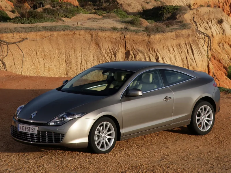 Renault Laguna Coupe 2012