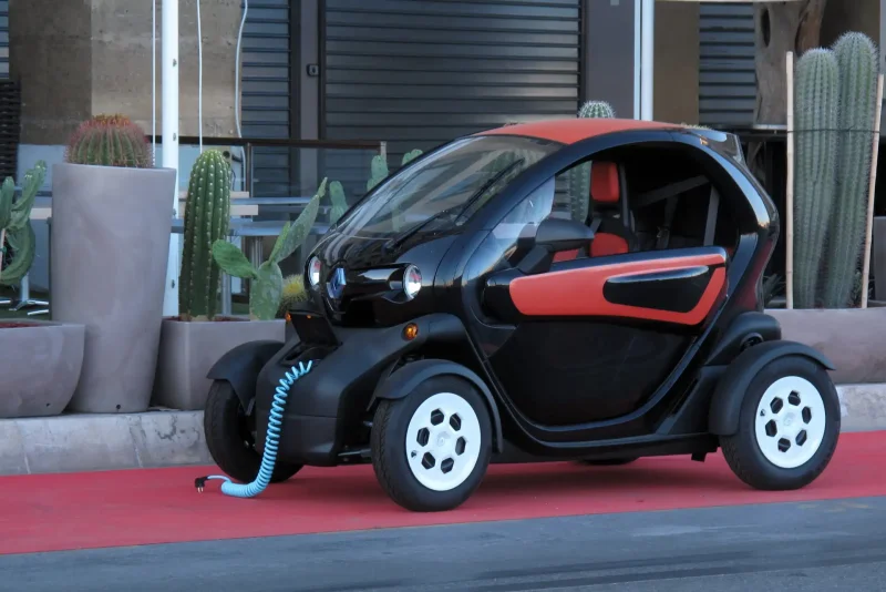 Электромобиль Renault Twizy