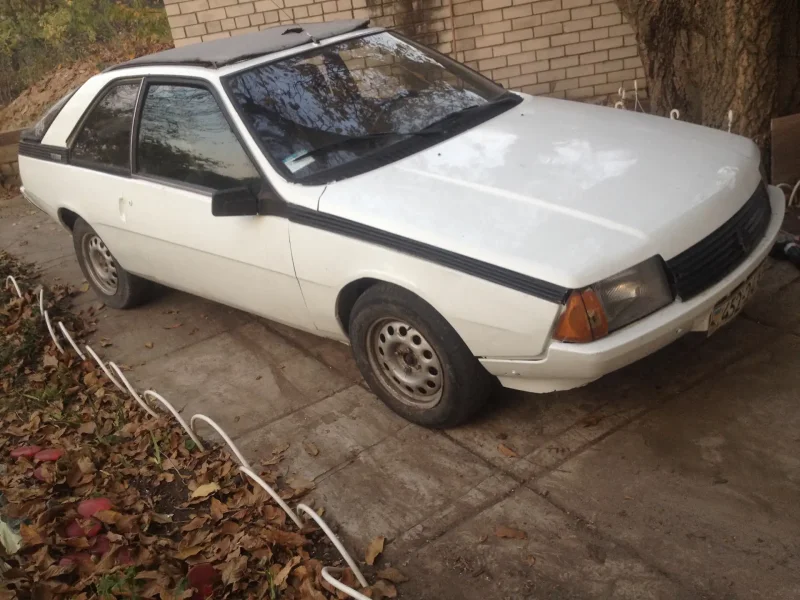 Renault Fuego 1982