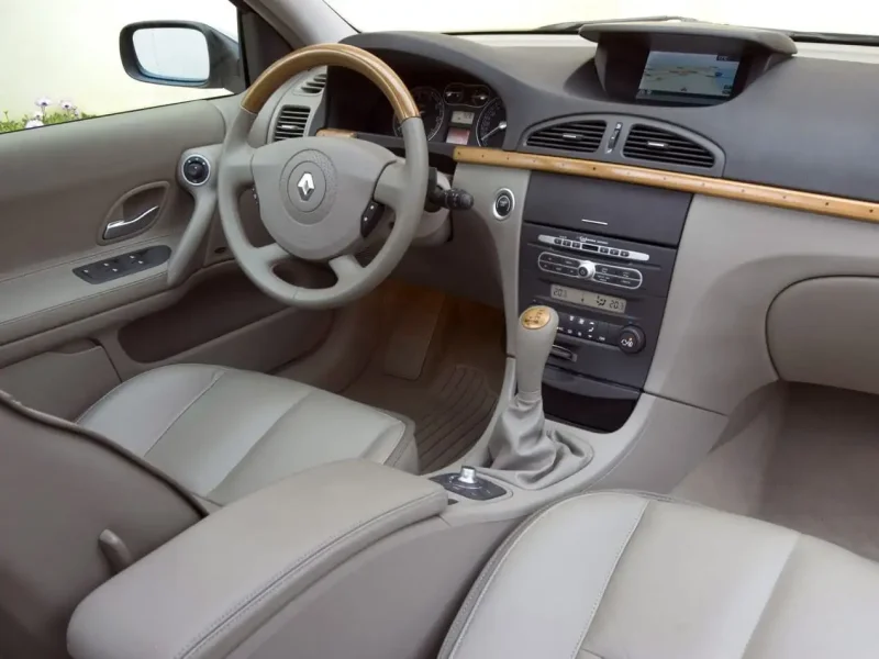 Renault Laguna 2007 салон