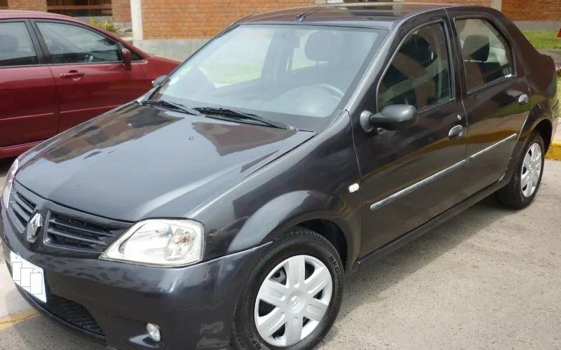 Renault Logan 2009 серебристый