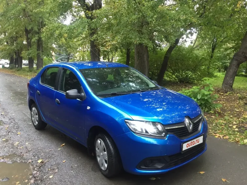 Renault Logan 2 синий