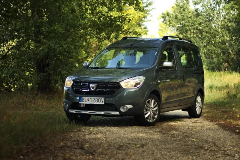 Dacia Докер Stepway