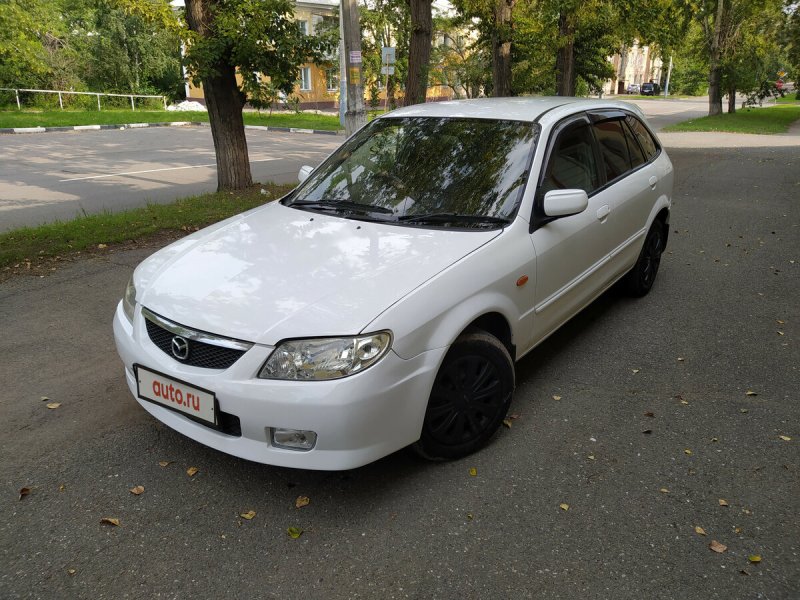 Mazda familia 2/0