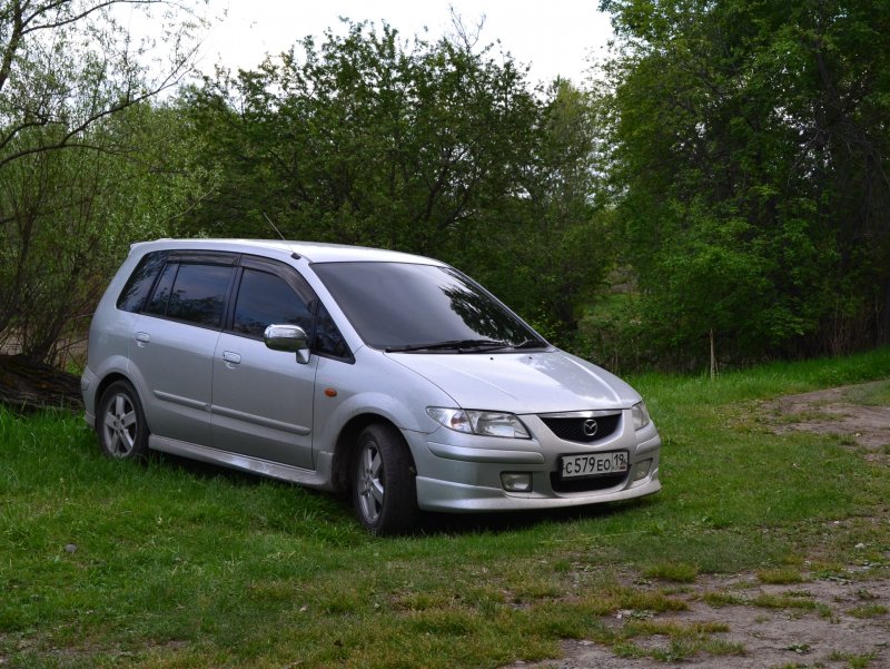 Mazda Premacy 2003