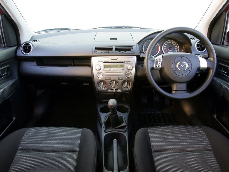 Mazda Mazda 2 2005