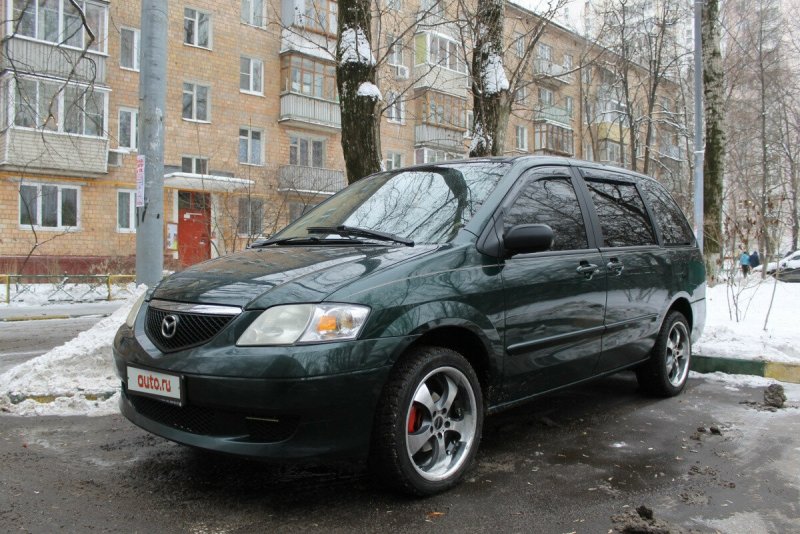 Mazda MPV 2