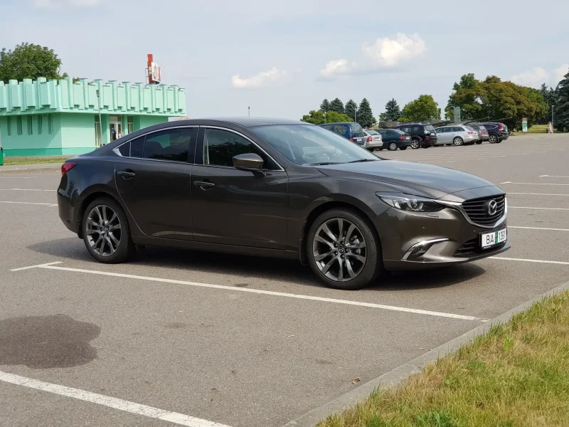 Mazda 6 коричневая