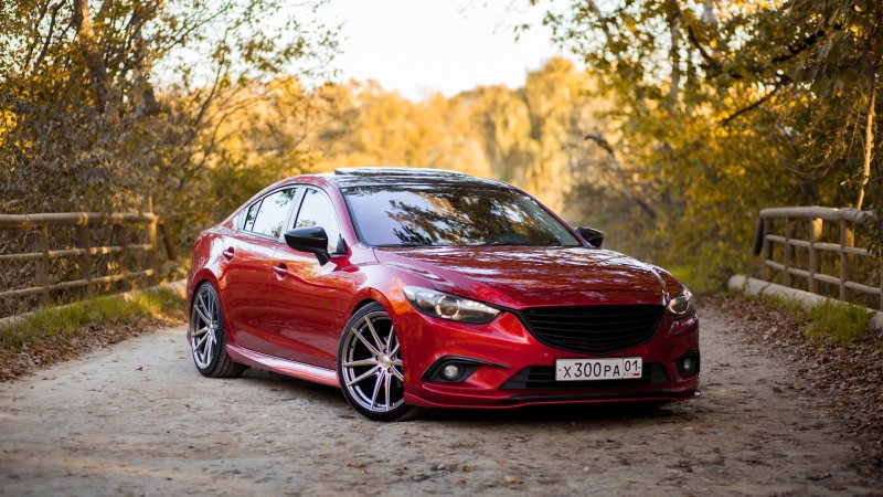 R19 Mazda 6 красная