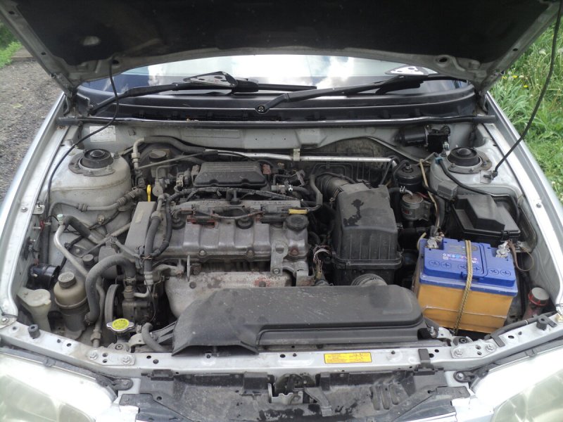 FS двигатель Mazda 626