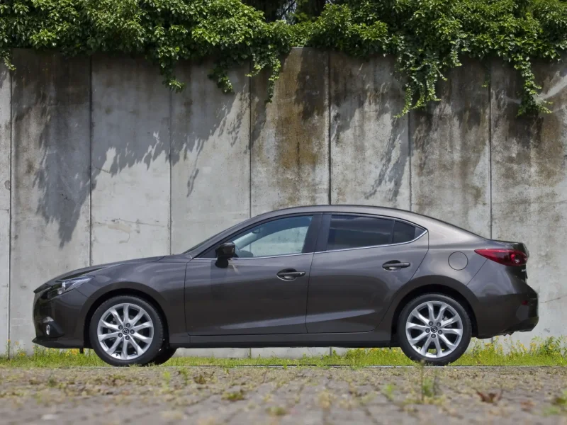 Mazda 3 2013 седан