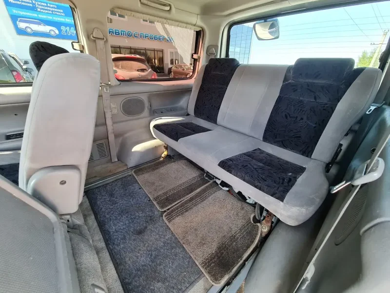 Mazda Bongo Friendee 2.0 at