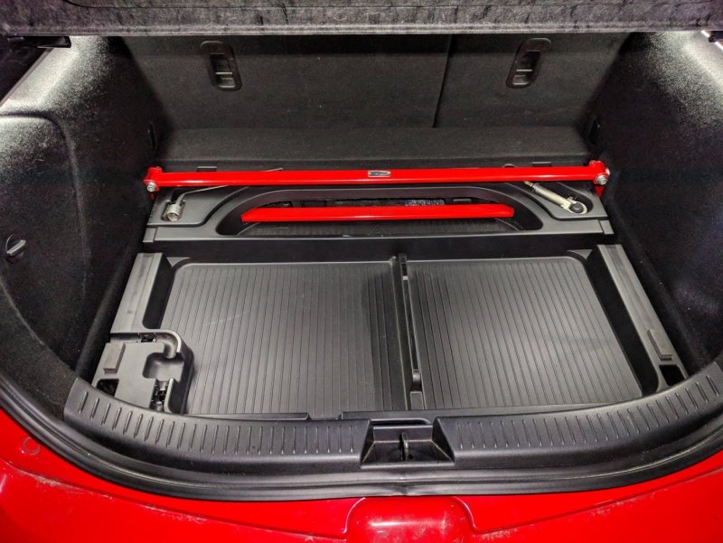 Полка багажника Audi q3