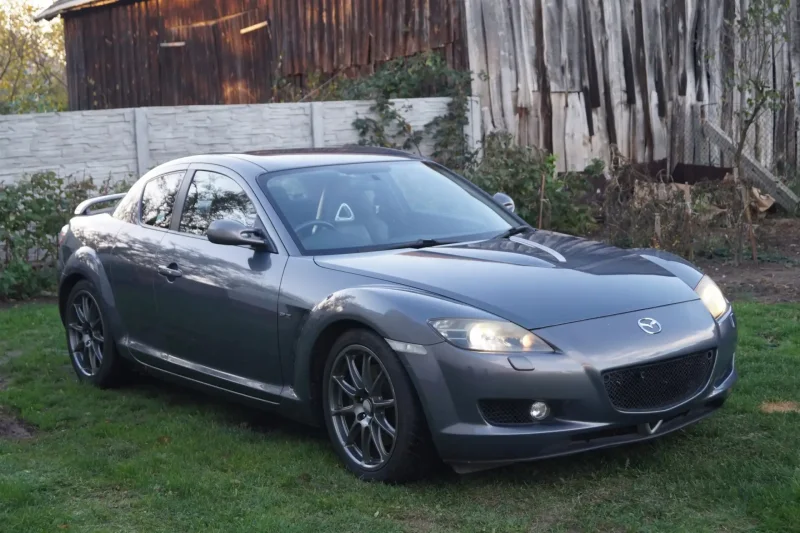 Mazda RX 6 1996