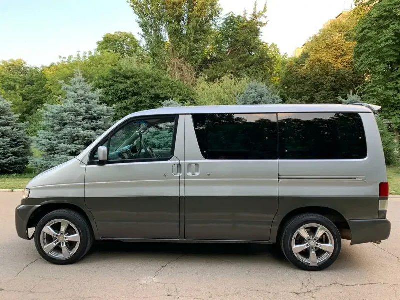 Mazda Bongo Френди