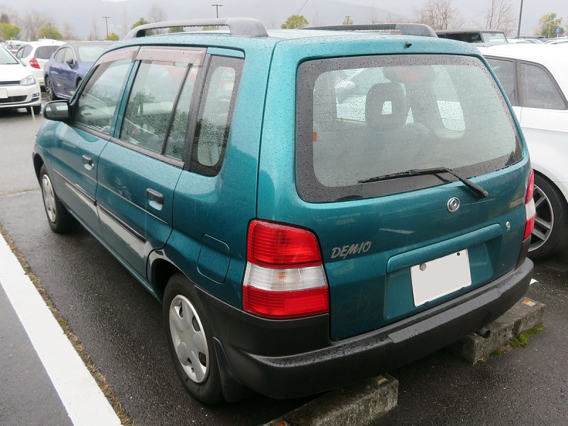 Mazda Demio DW