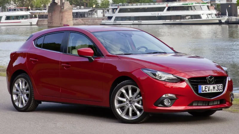 Mazda 3 Hatchback 2016